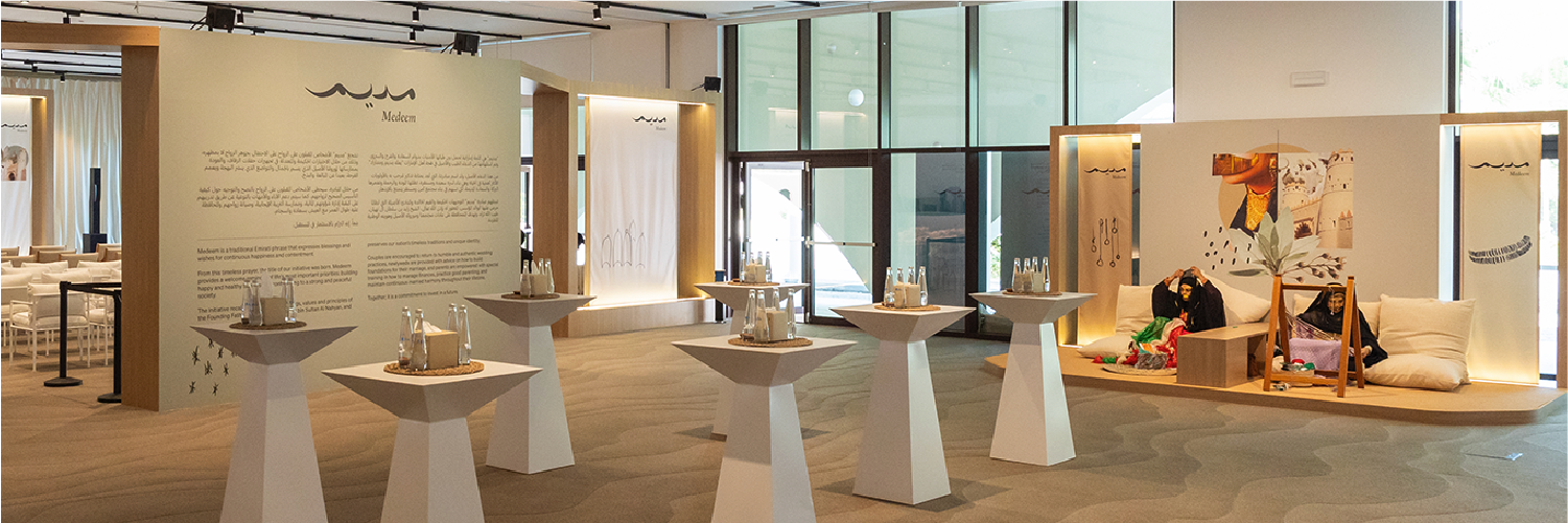 Three connected stages and an interactive Wedding Calculator introduced the Medeem Card through presentation, media, formal partnership and personal participation.